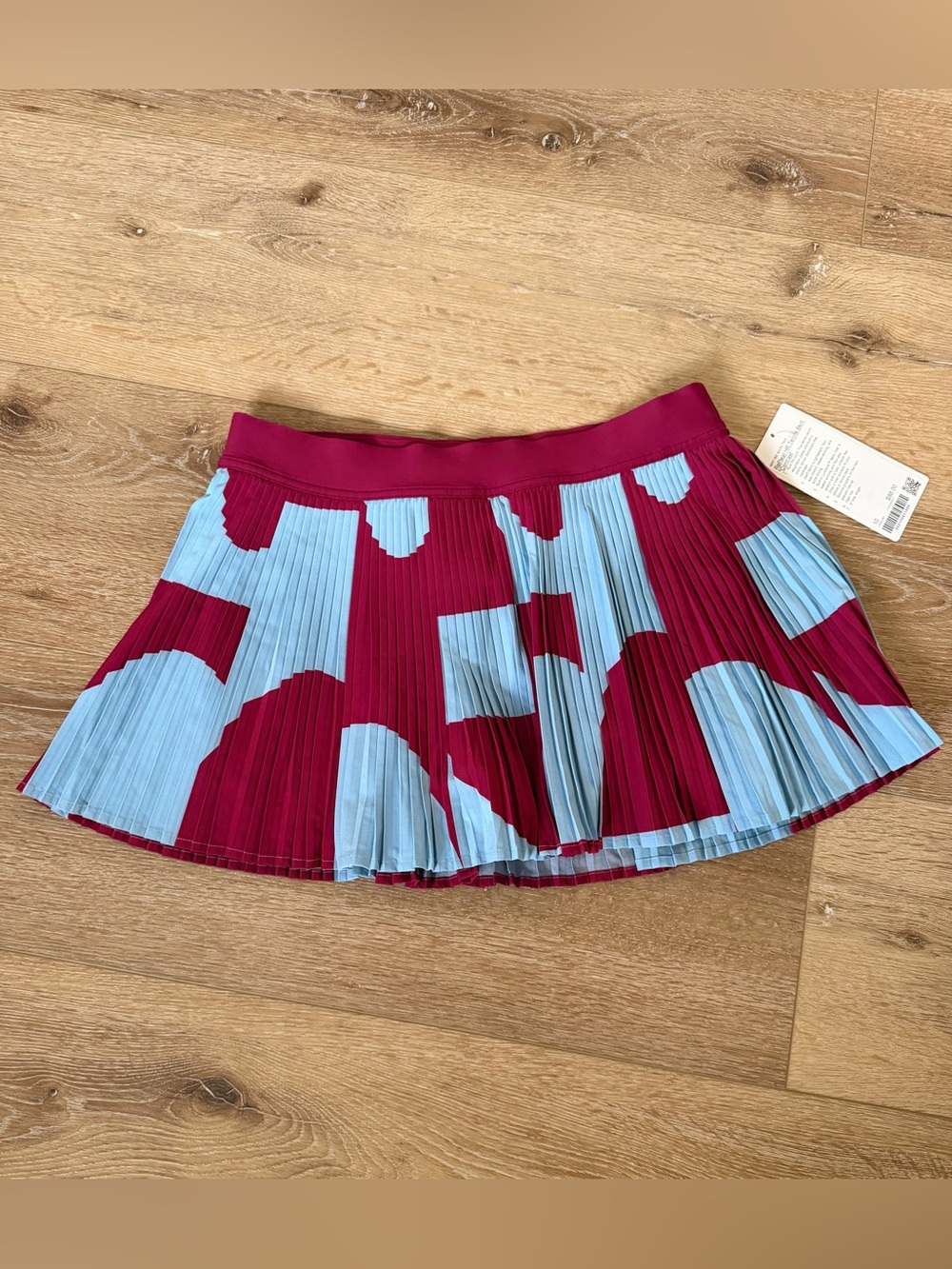 Lululemon RePleat high-rise pleated tennis skort sz 10